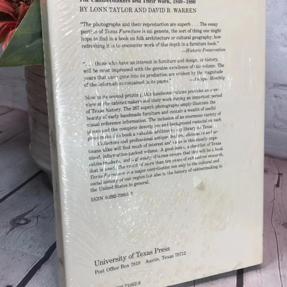 Vintage 1983 COOKING TEXAS STYLE cookbook